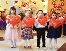 Праздник для мамы