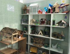 Выставка "Птицам будем помогать, нашу зиму зимовать!"